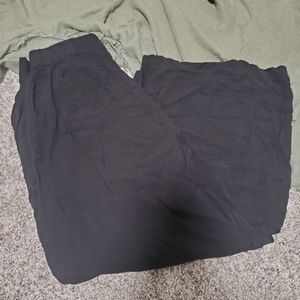 H&M Black Flowy Crop Ankle Linen Pants Size 2